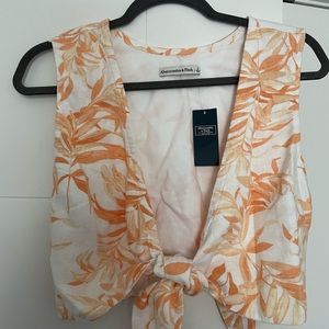 Abercrombie Tie front top